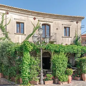 Bar Vitelli Charming Gasthof